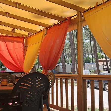 Les Oyats 캠프장 세노스